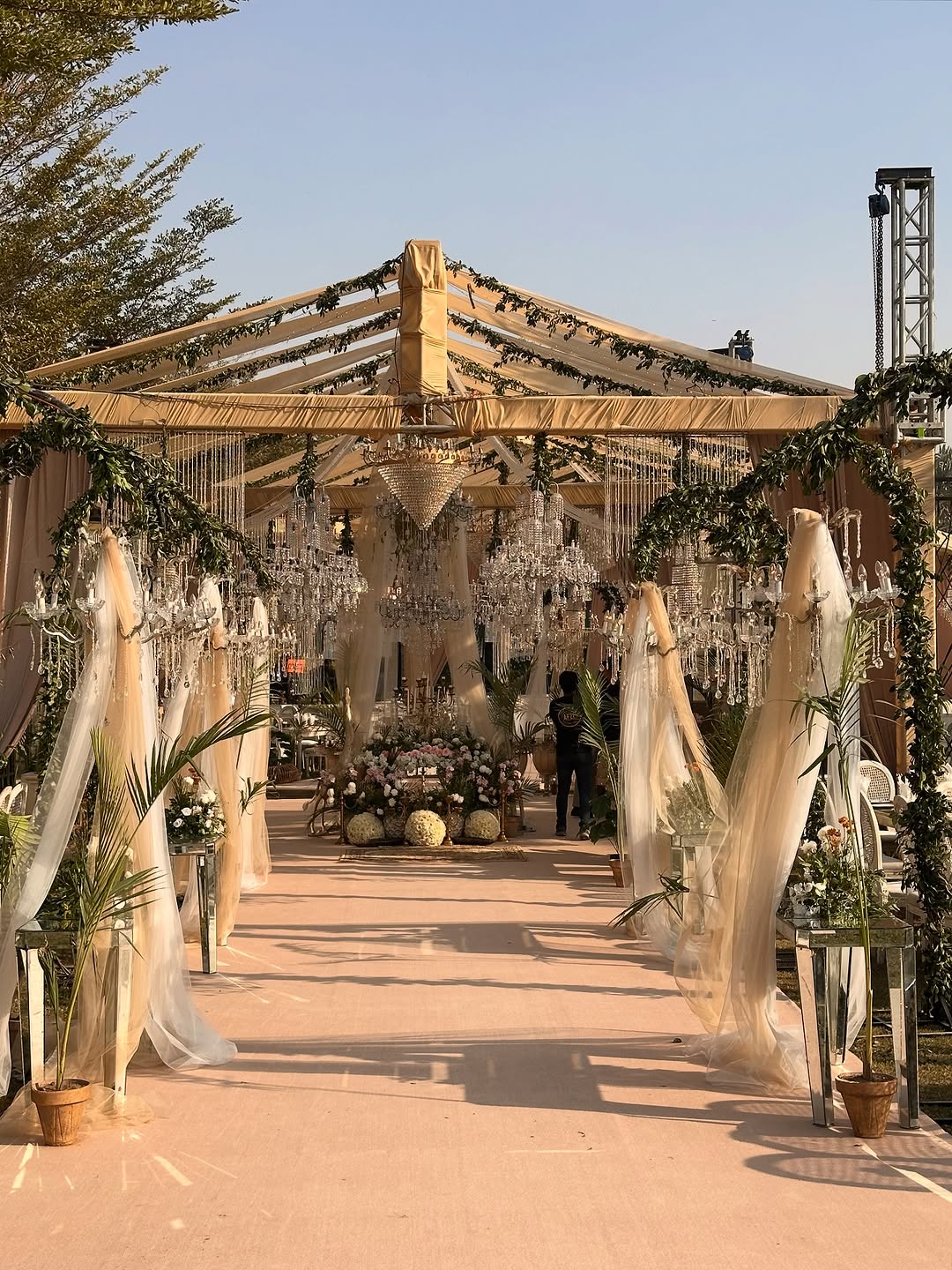 Himachal wedding decor